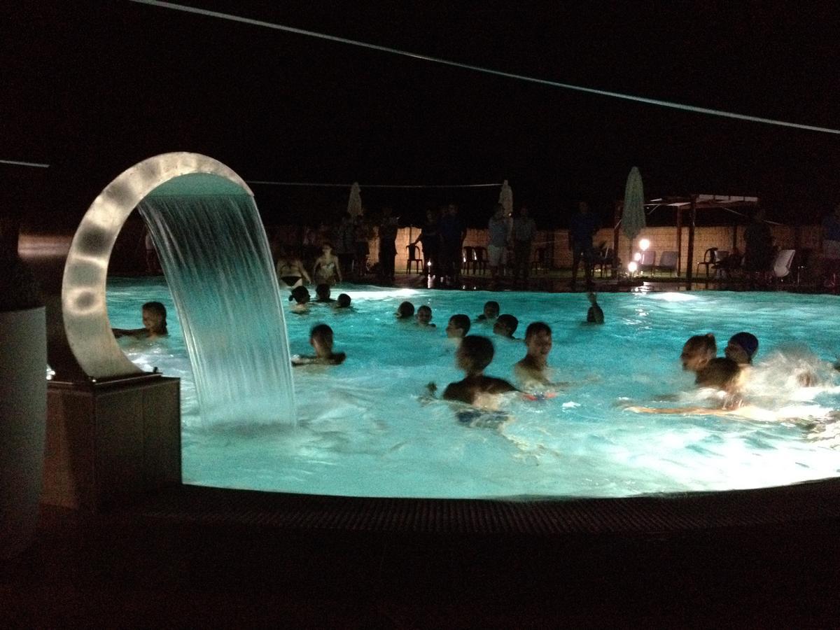 Camping Villaggio Riviera Фоче-Варано Екстер'єр фото